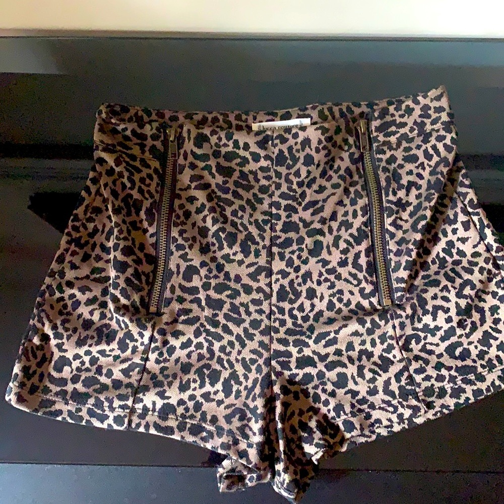 Cheetah Soft Knit sz 4